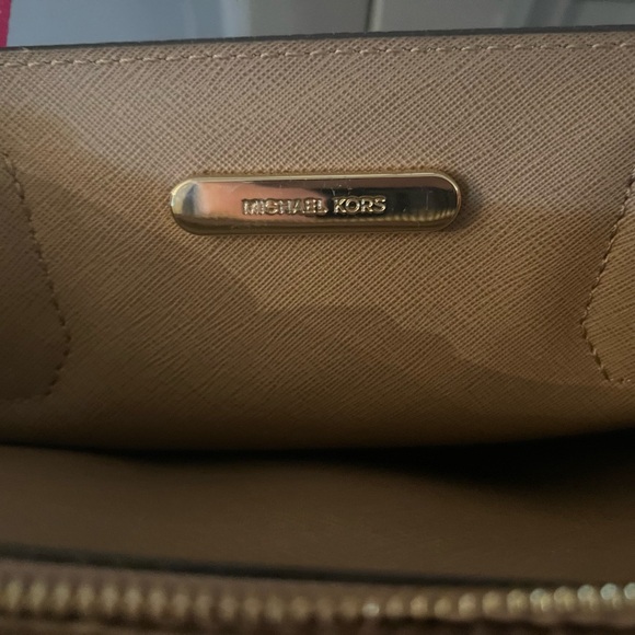 Michael Kors Fuchsia Pink Leather Tote - Picture 9 of 13